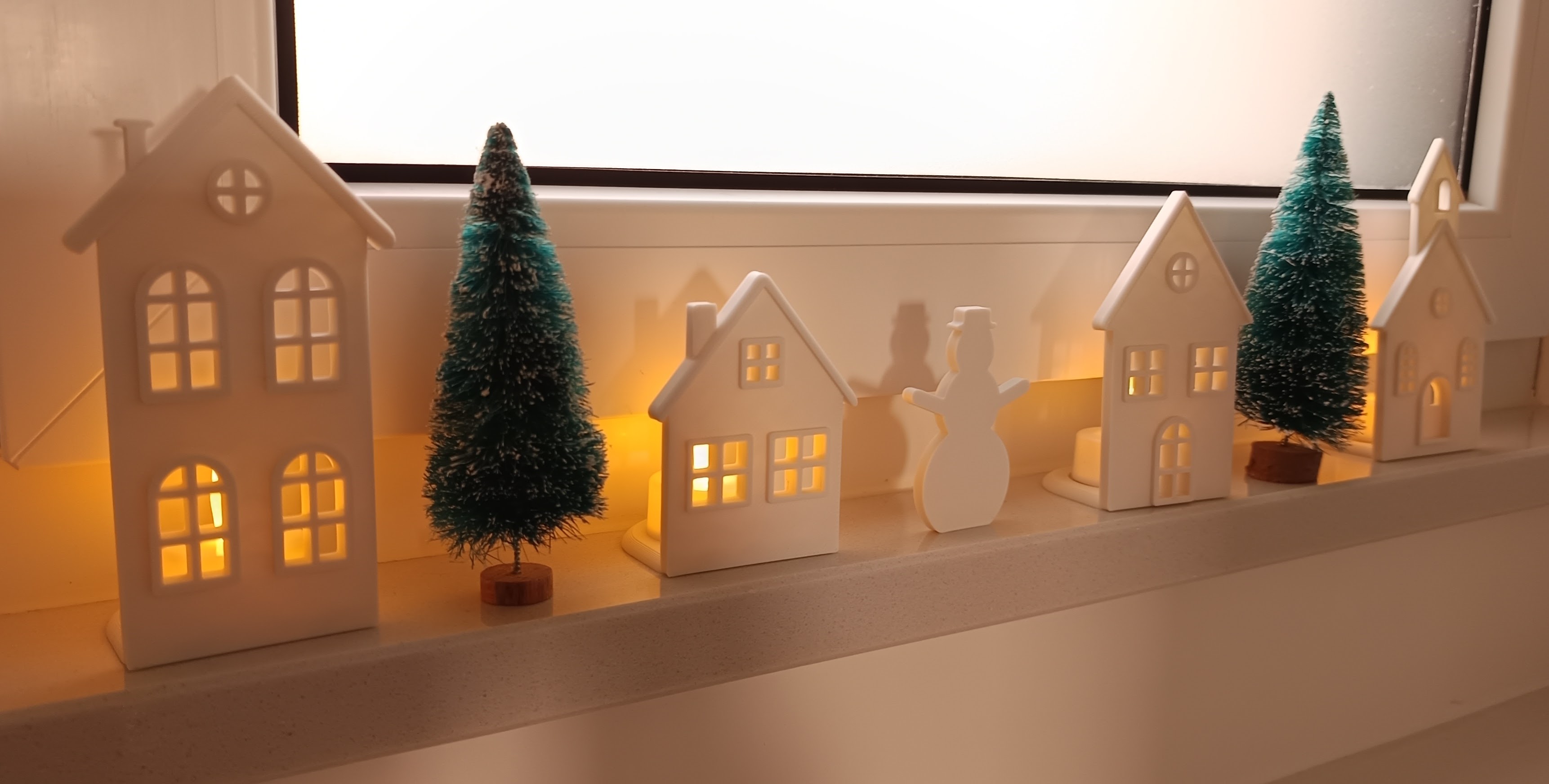 Flat Christmas Village for Tea Lights
